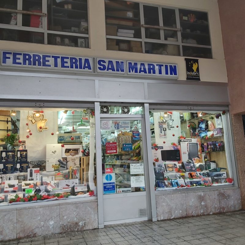 61 FERRETERIA SAN MARTIN