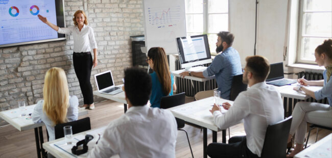 san sebastian shops donostia formacion digital dendak comercio local fomento 2024