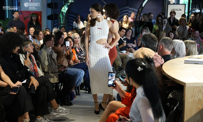 san sebastian shops donostia nuestros comercios desfile primavera verano comercio local ayuntamiento donostia 2025