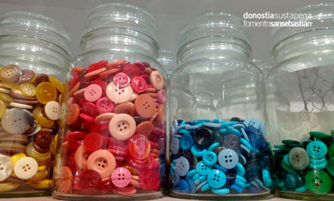 san sebastian shops donostia nuestros comercios eskubitwo comercio local gobierno vasco 2025